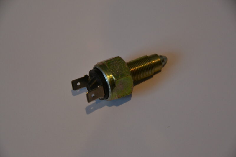 Reversing switch - Gearbox to reversing lights. Beta