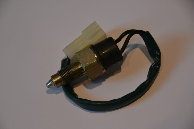 Reversing Switch - Gearbox to reversing lights. Gamma