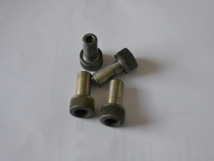 Knurled Nut - Cam Cover. Beta S/H