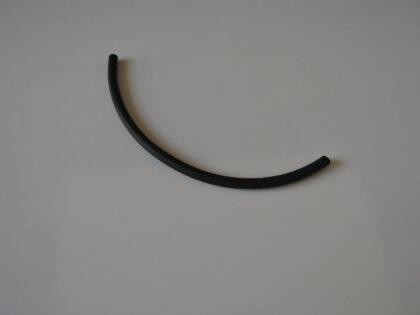 Breather Tube - Carburettor to air cleaner. Beta