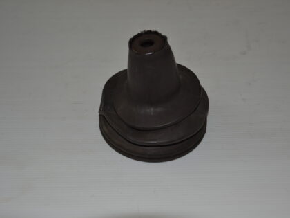 Dust Guard - Inner cover, Gearlever. Beta. S/H