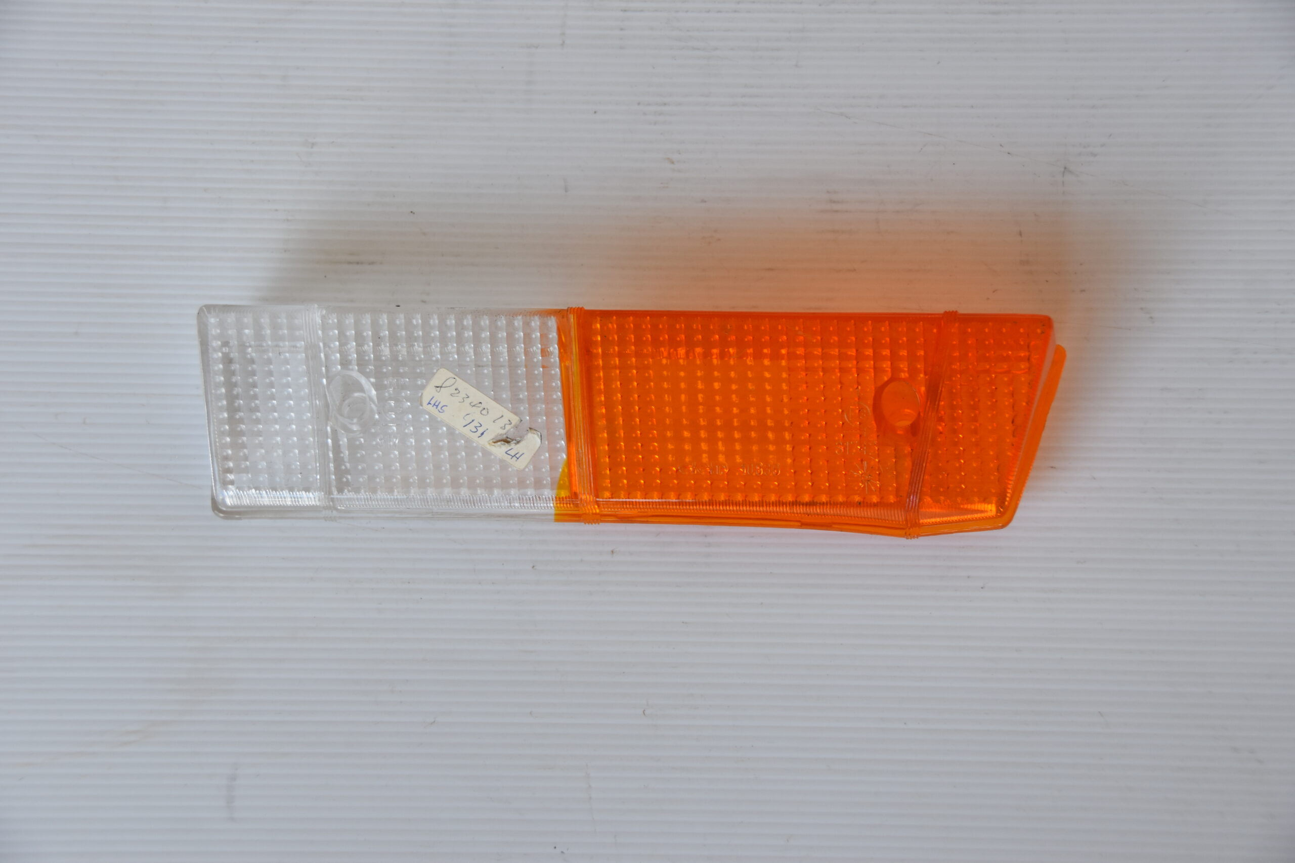 Lens - Front turning/parking light. Left Hand side. Gamma coupe
